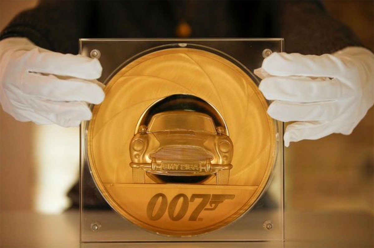女王陛下の007 Coin Palace 女王陛下の007 Coin Palace