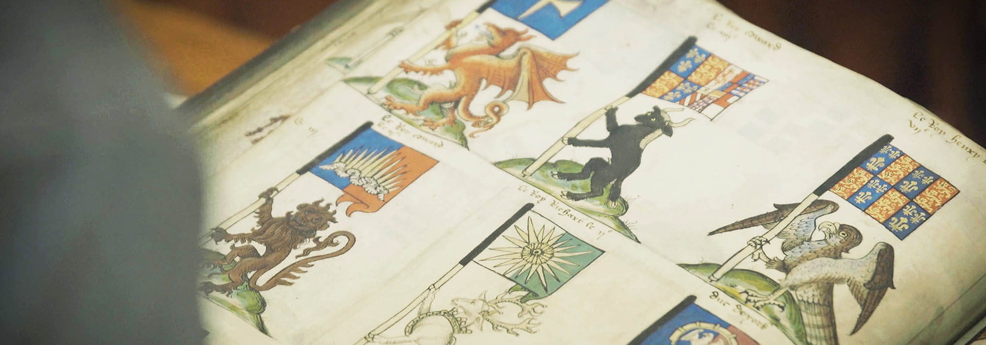 クイーンズビースト