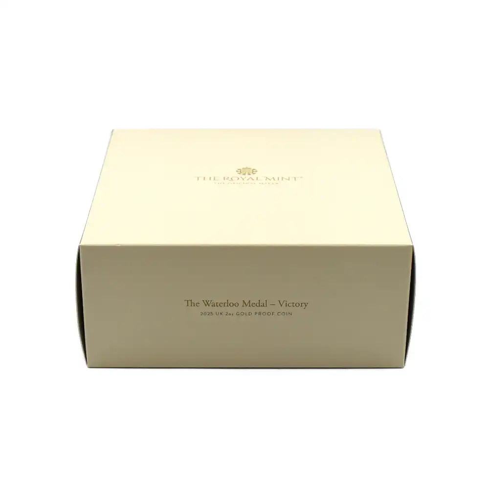 モダンコイン7：6709 イギリス 2025 チャールズ3世 ワーテルロー・メダル - 勝利 200ポンド2オンス金貨 ファーストリリース NGC PF70UC 箱付き