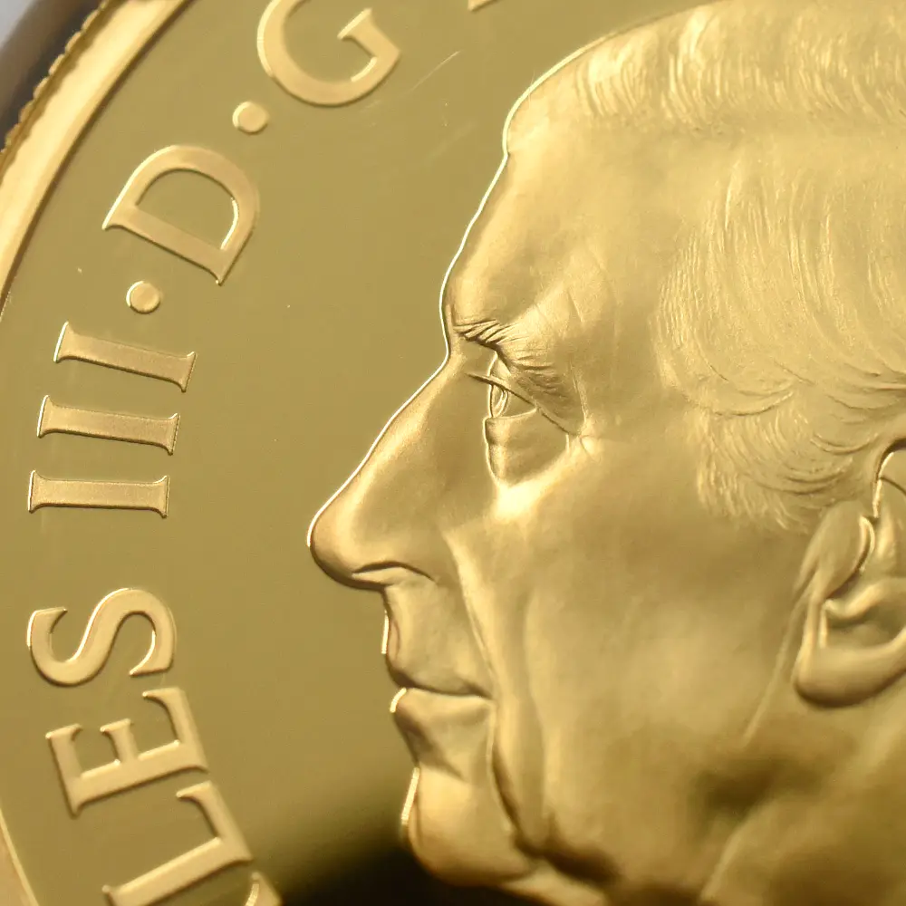 モダンコイン12：6709 イギリス 2025 チャールズ3世 ワーテルロー・メダル - 勝利 200ポンド2オンス金貨 ファーストリリース NGC PF70UC 箱付き