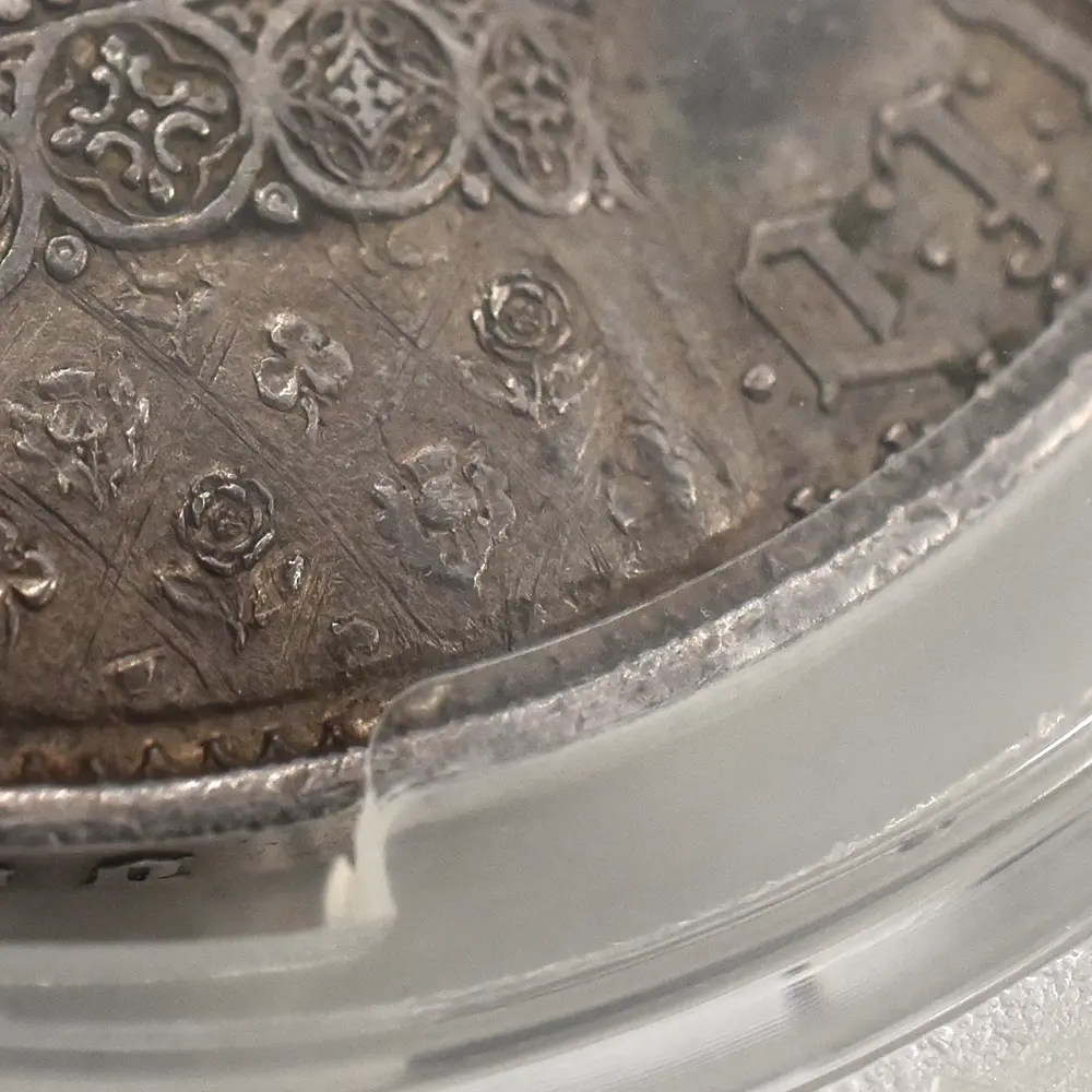 アンティークコイン9：6721 イギリス 1847 ヴィクトリア女王 ゴチッククラウン銀貨 アンデシモエッジ PCGS PR58 S-3883