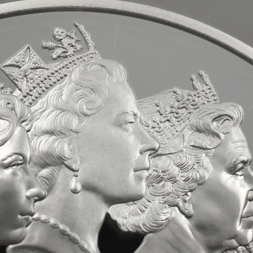 モダンコイン9：6734 イギリス 2015 エリザベス2世 最長在位記念 10ポンド5オンス銀貨 ファースト500ストラック NGC PF70UC 箱付き