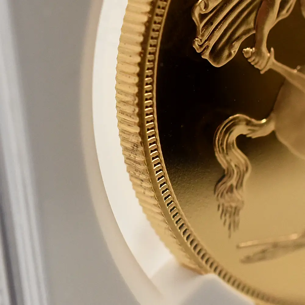 モダンコイン14：6742 イギリス 1982 エリザベス2世 ヤングエリザベス 聖ジョージ竜退治 5ソブリン金貨 NGC PF70UC