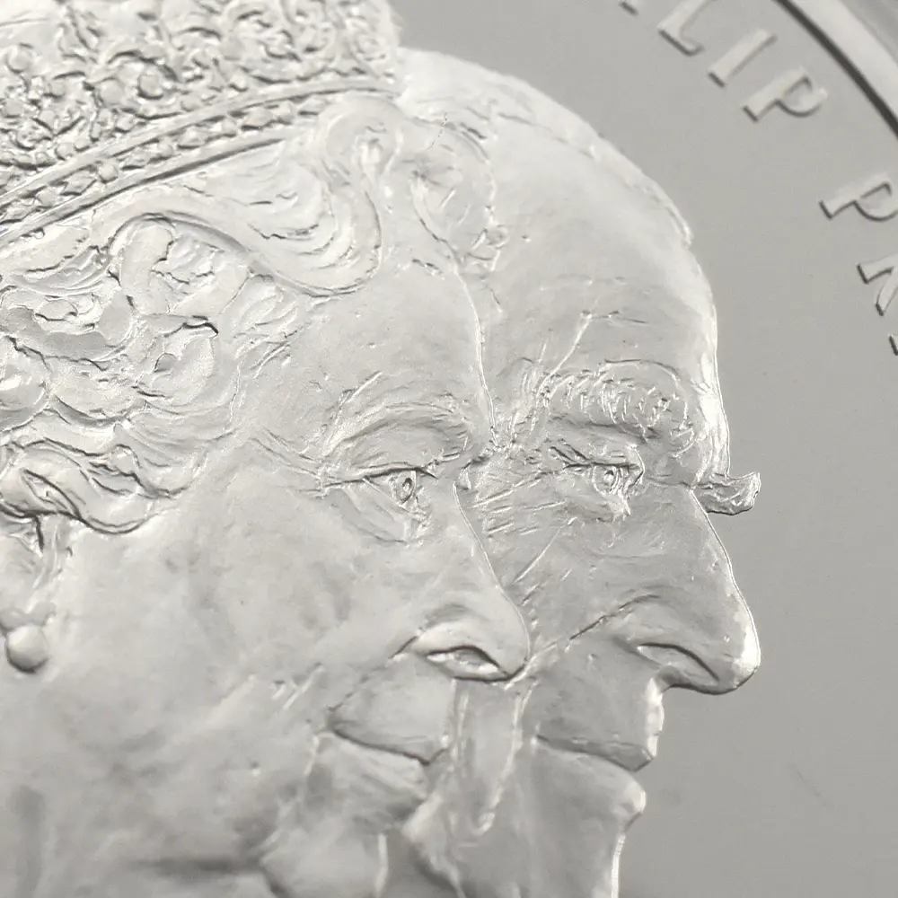 モダンコイン6:6796 イギリス 2017 エリザベス2世 御成婚70周年記念 5ポンド 3オンスプラチナ貨 PCGS PR69DC