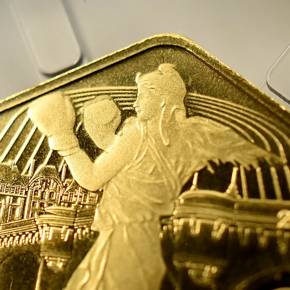 モダンコイン7:6803 フランス 2023 パリオリンピック 250ユーロ 3グラム金貨 未鑑定 箱付き