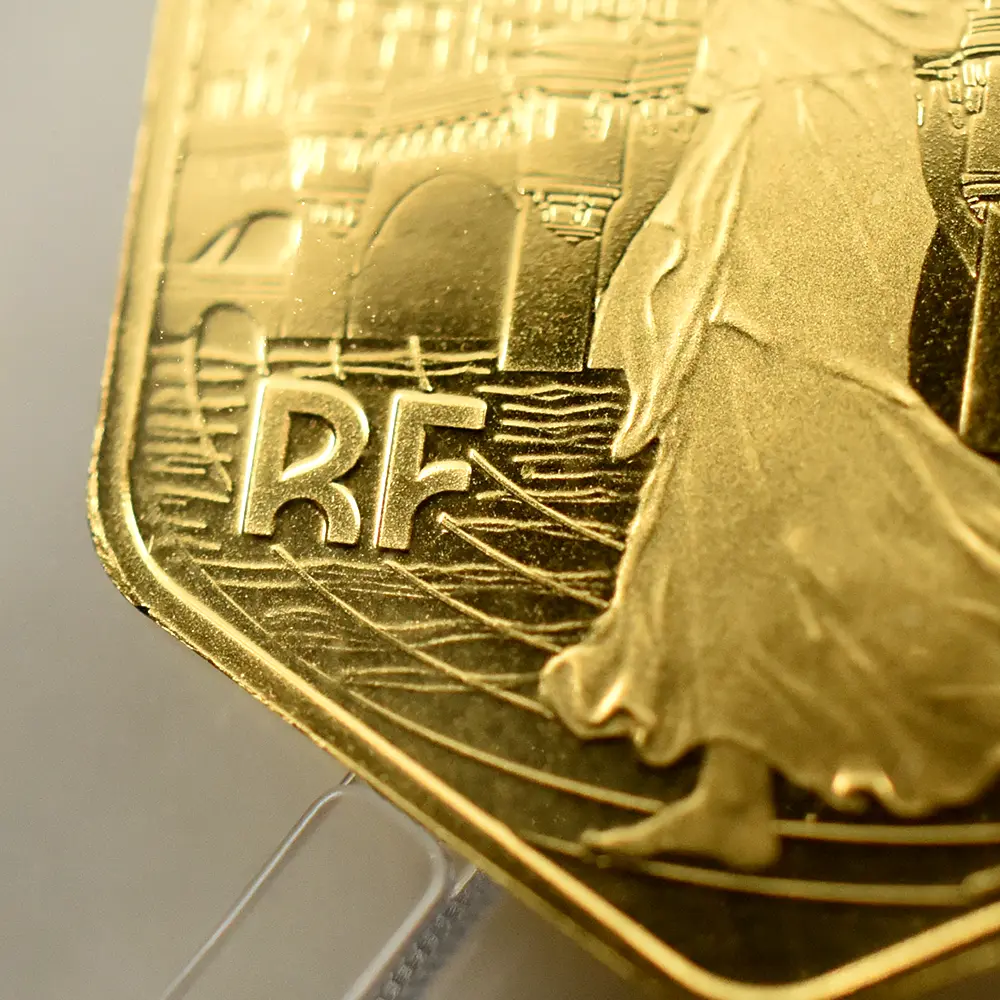 モダンコイン9:6803 フランス 2023 パリオリンピック 250ユーロ 3グラム金貨 未鑑定 箱付き