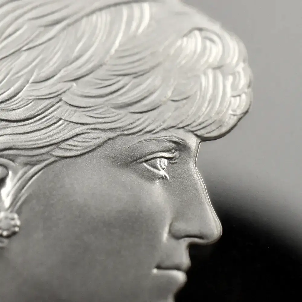 モダンコイン10：6839 イギリス 1999 エリザベス2世 ダイアナ妃追悼記念 5ポンド銀貨 NGC PF69UC 箱付き