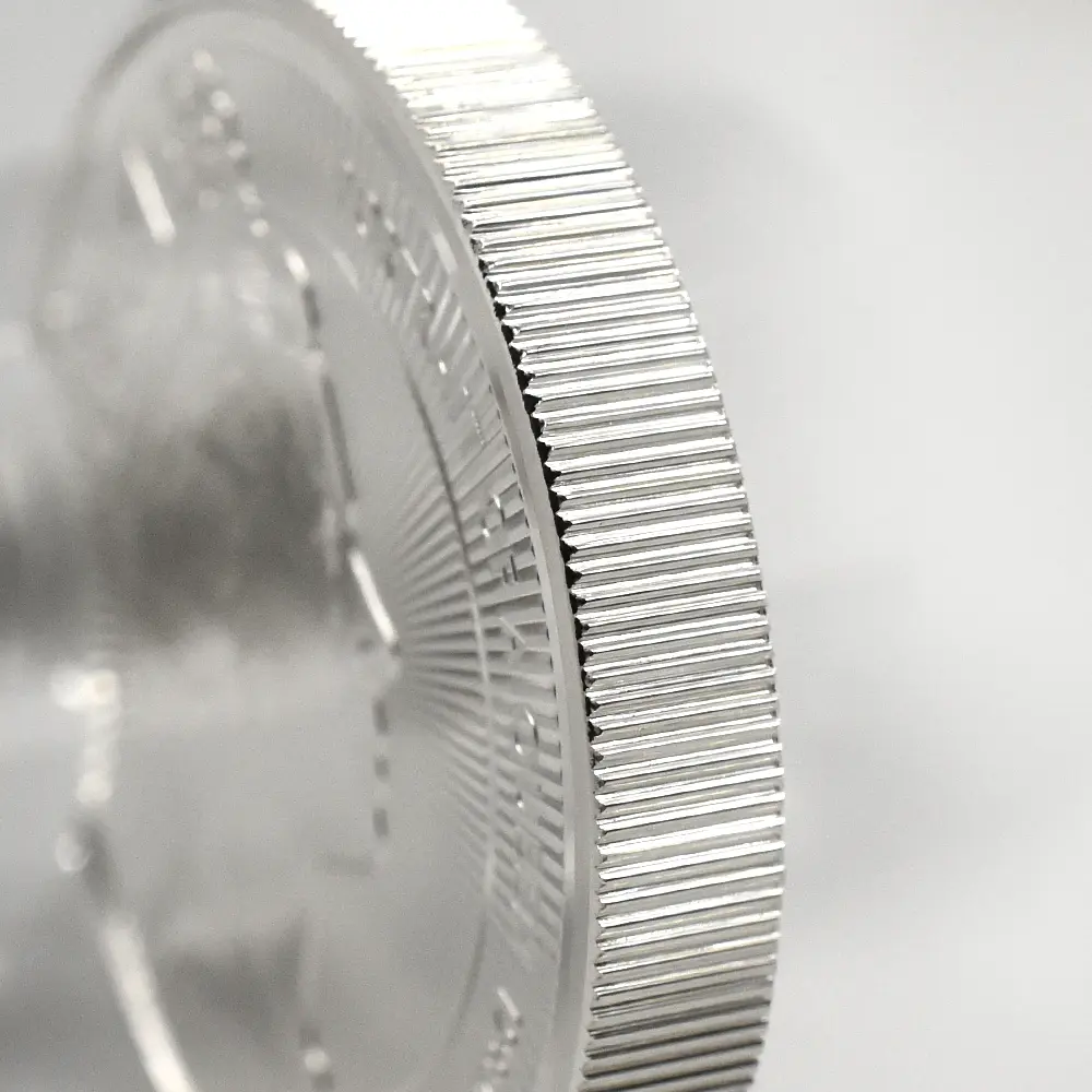 モダンコイン13：6609 イギリス 2026 チャールズ3世 エリザベス2世のコイン肖像シリーズ 第三弾 ミドルエリザベス 5ポンドプルーフピェフォー銀貨 未鑑定 箱付き