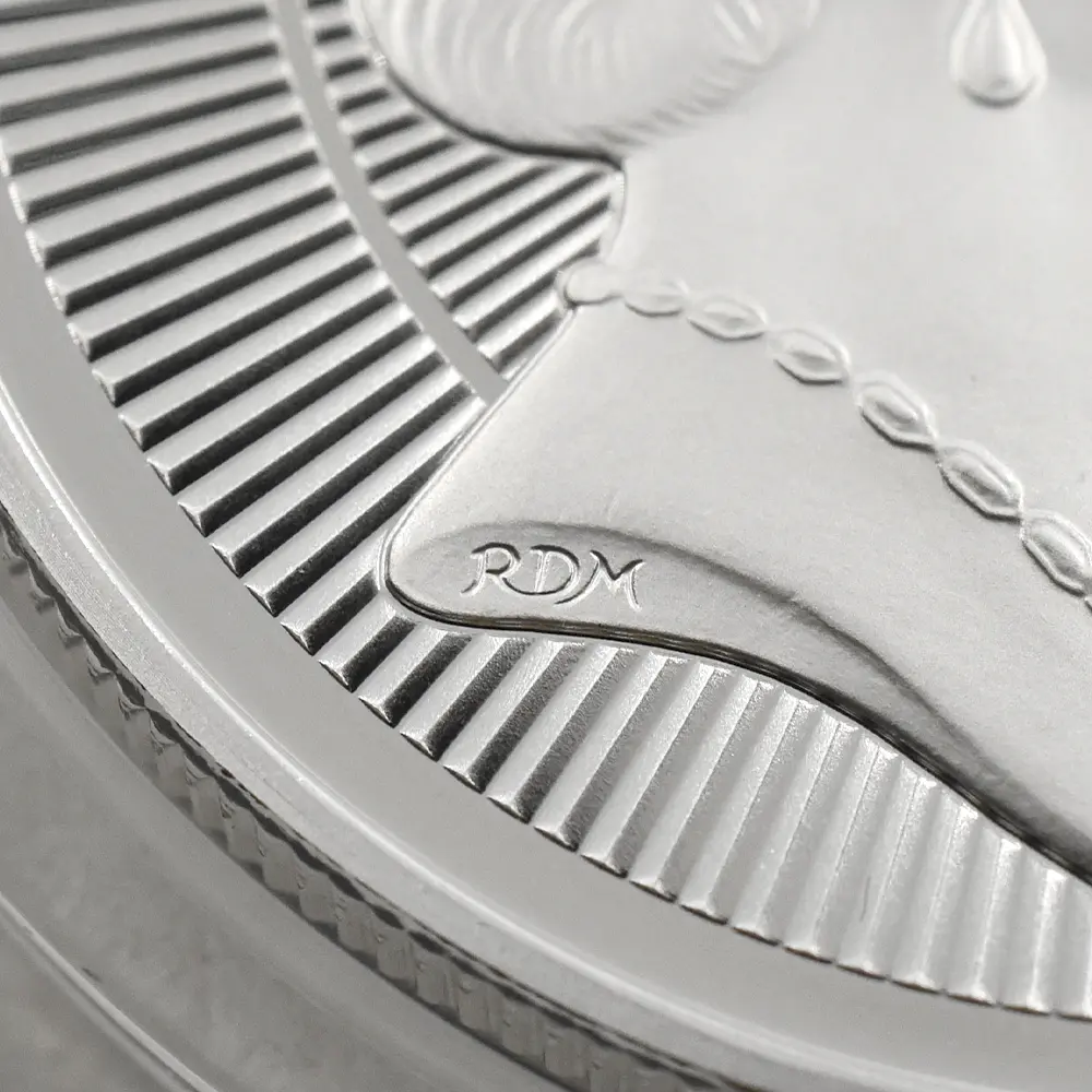 モダンコイン8：6608 イギリス 2026 チャールズ3世 エリザベス2世のコイン肖像シリーズ 第三弾 ミドルエリザベス 5ポンドプルーフ銀貨 未鑑定 箱付き