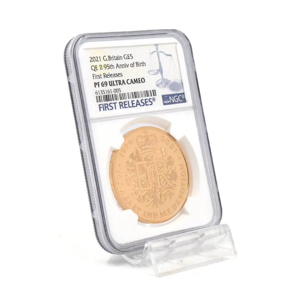 モダンコイン6:6871 イギリス 2021 エリザベス2世 女王生誕95周年記念 5ポンド金貨 ファーストリリース NGC PF69UC