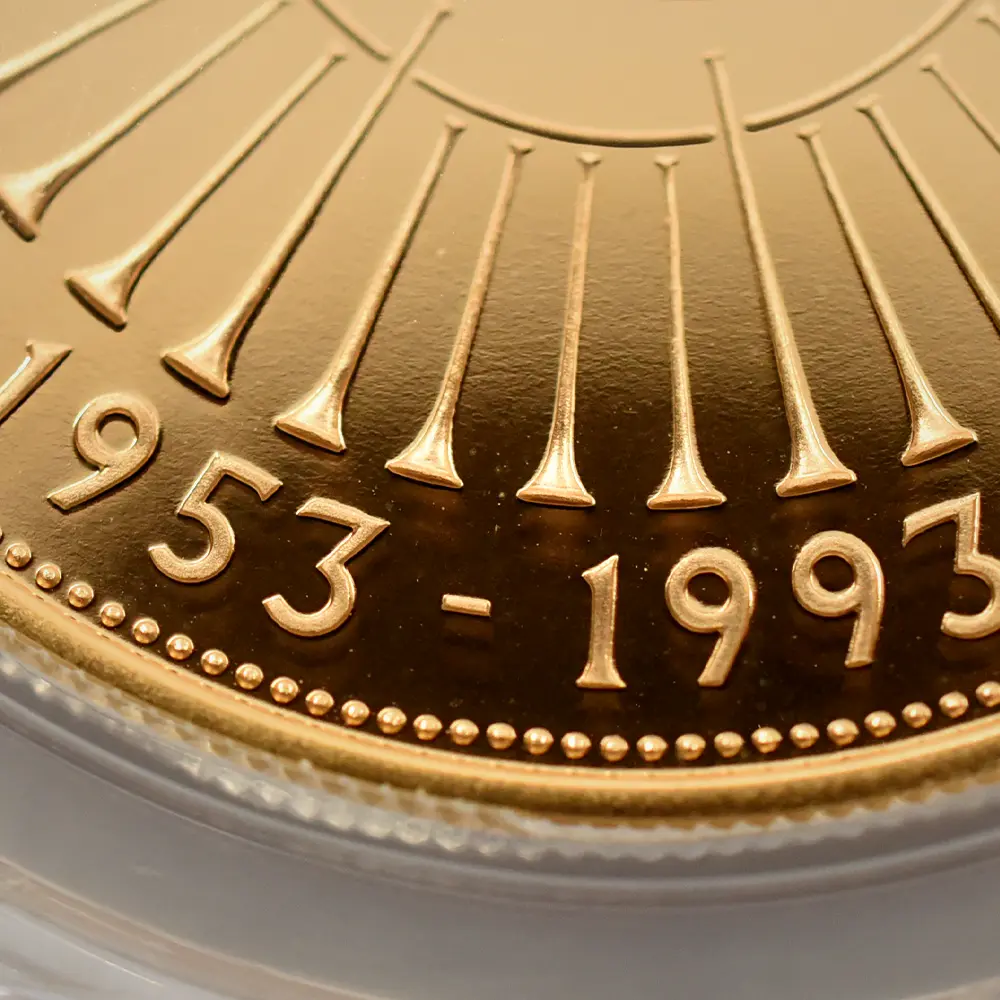 モダンコイン8：5503 1993 エリザベス2世 ヤングヤング 戴冠40周年記念 5ポンド金貨 PCGS PR69DC S-4302