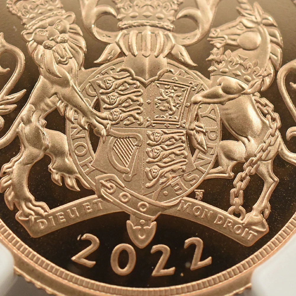 モダンコイン12：2362 2022 エリザベス2世 即位70周年記念プラチナジュビリー 特別発行ソブリン金貨 NGC PF70UC 箱付き