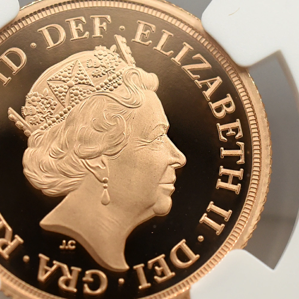 モダンコイン15：2362 2022 エリザベス2世 即位70周年記念プラチナジュビリー 特別発行ソブリン金貨 NGC PF70UC 箱付き