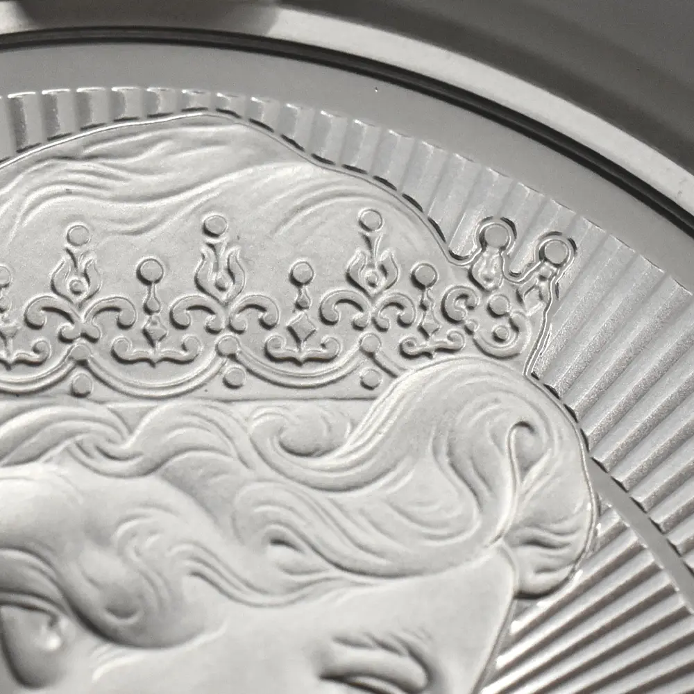 モダンコイン11:6879 イギリス 2026 チャールズ3世 エリザベス2世のコイン肖像シリーズ 第二弾 ヤングエリザベス 5ポンドプルーフ銀貨 発行即日鑑定品 NGC PF70UC 箱付き