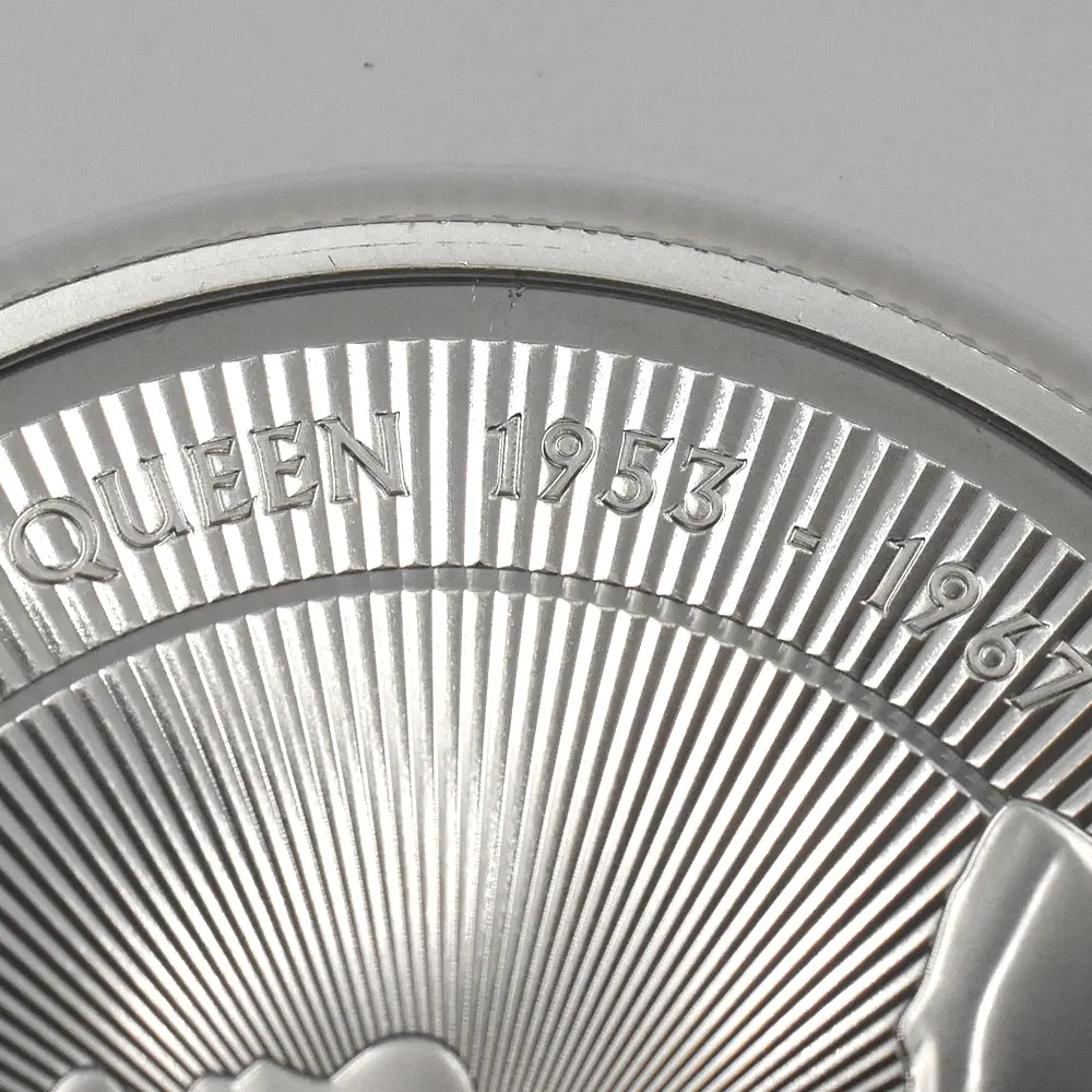 モダンコイン11：6911 イギリス 2026 チャールズ3世 エリザベス2世のコイン肖像シリーズ 第一弾 ヤングヤングエリザベス 5ポンドプルーフピエフォー銀貨 NGC PF69UC 箱付き