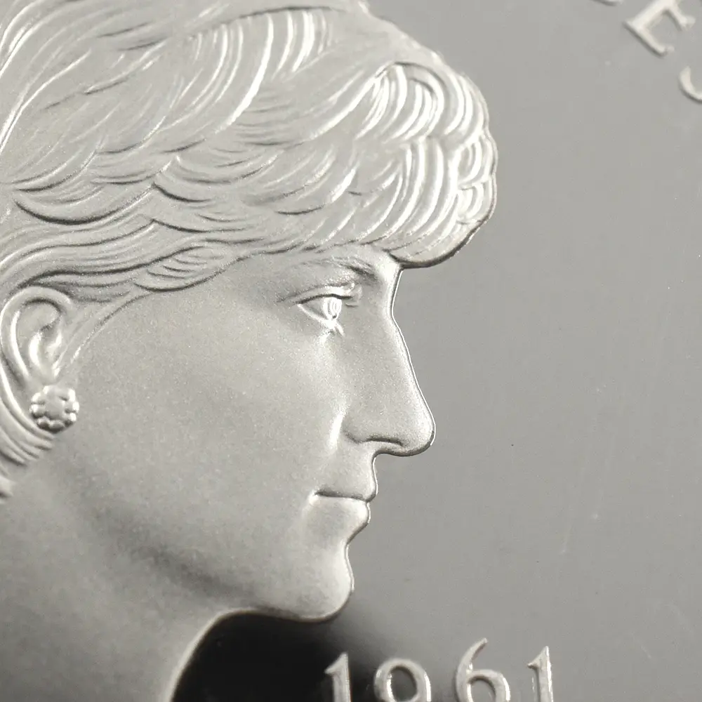 モダンコイン7：6916 イギリス 1999 エリザベス2世 ダイアナ妃追悼記念 5ポンド銀貨 NGC PF69UC