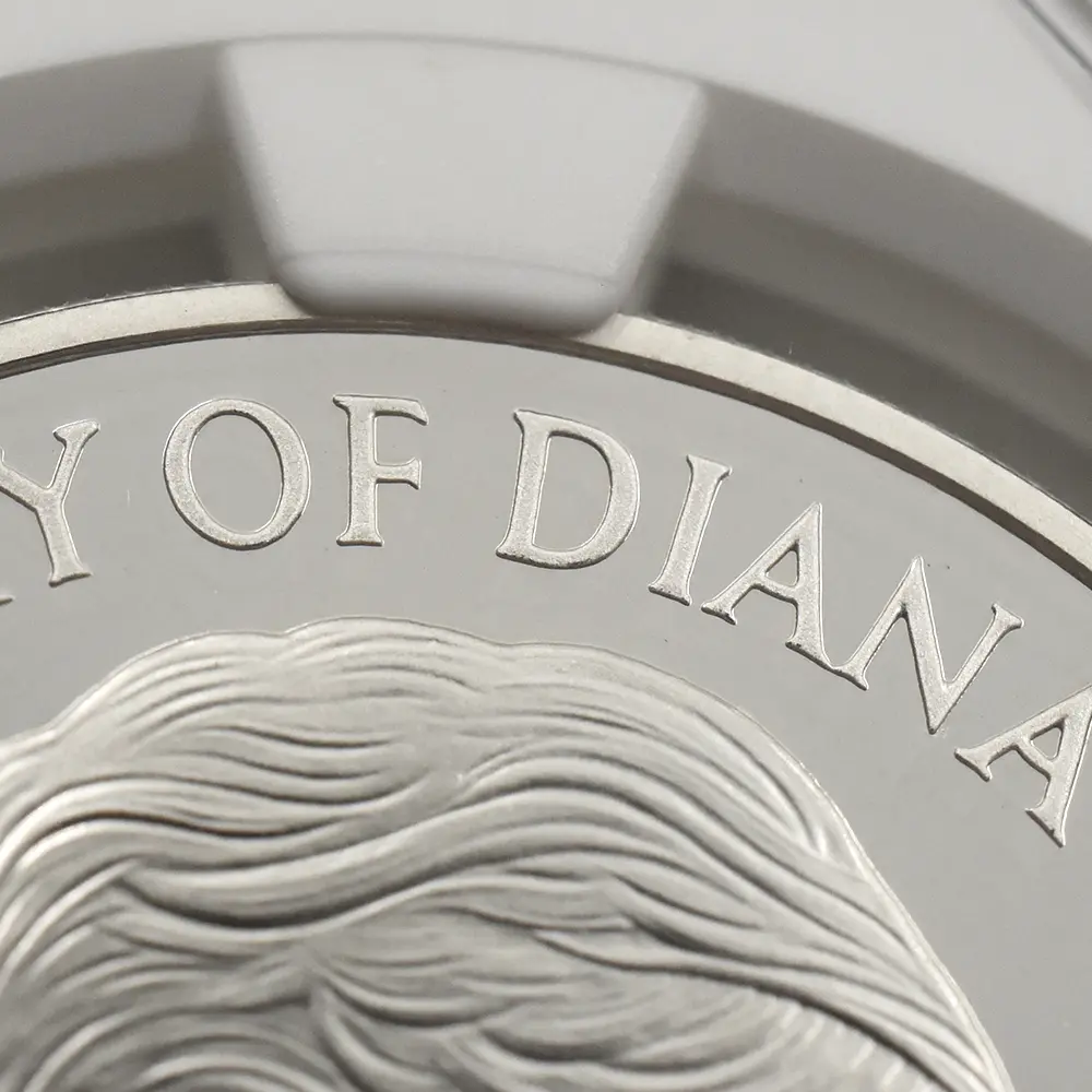 モダンコイン9：6916 イギリス 1999 エリザベス2世 ダイアナ妃追悼記念 5ポンド銀貨 NGC PF69UC