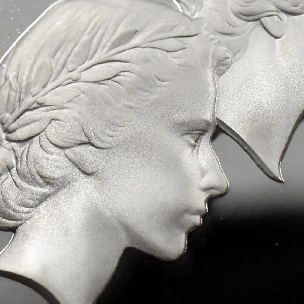 モダンコイン8：6940 イギリス 2015 エリザベス2世 最長在位記念 10ポンド5オンス銀貨 ファースト500ストラック NGC PF70UC 付属品付き