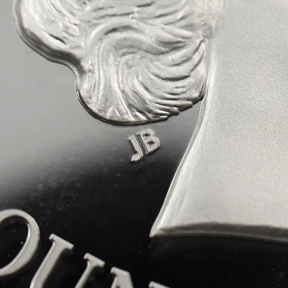 モダンコイン14：6940 イギリス 2015 エリザベス2世 最長在位記念 10ポンド5オンス銀貨 ファースト500ストラック NGC PF70UC 付属品付き