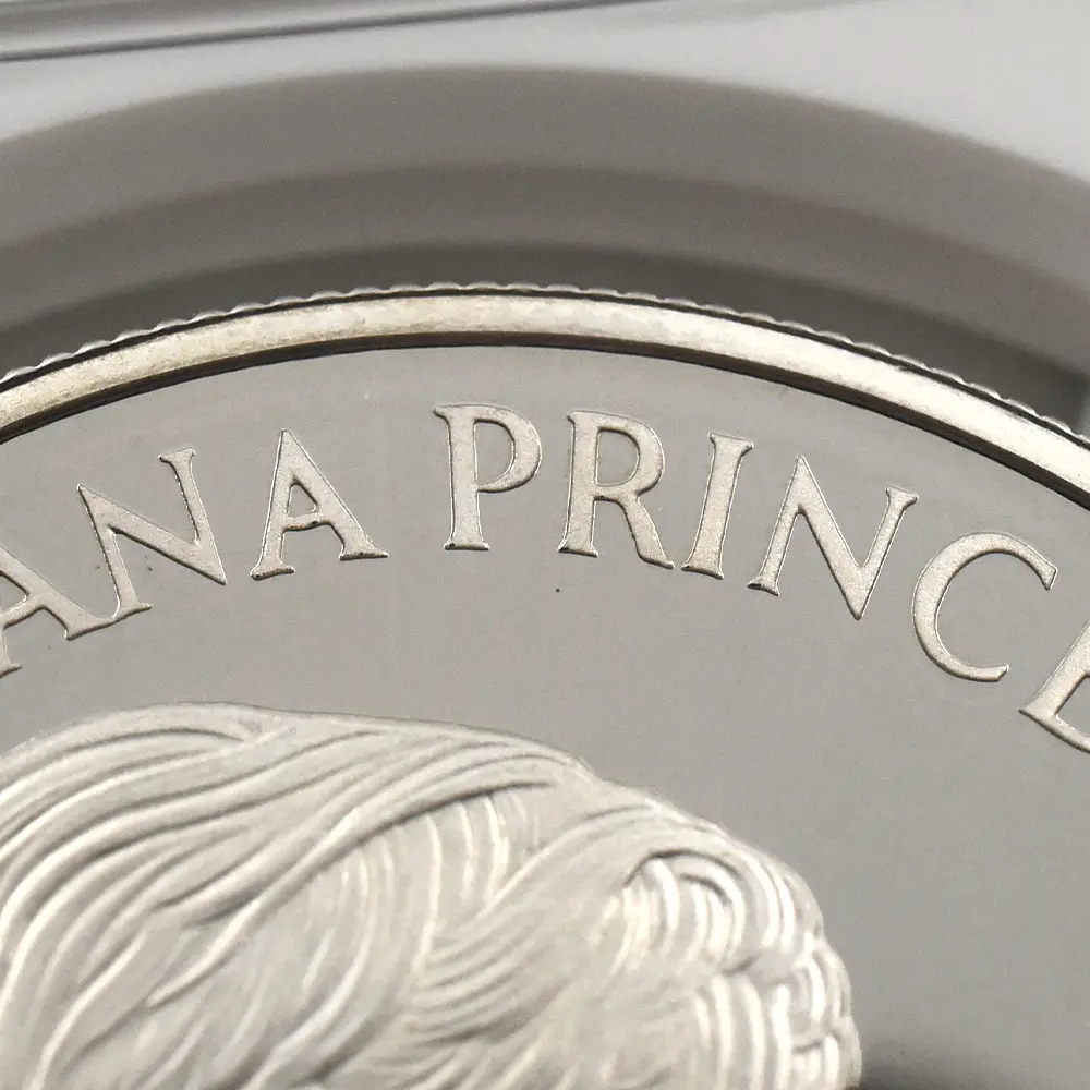 モダンコイン8：6917 イギリス 1999 エリザベス2世 ダイアナ妃追悼記念 5ポンド銀貨 NGC PF69UC