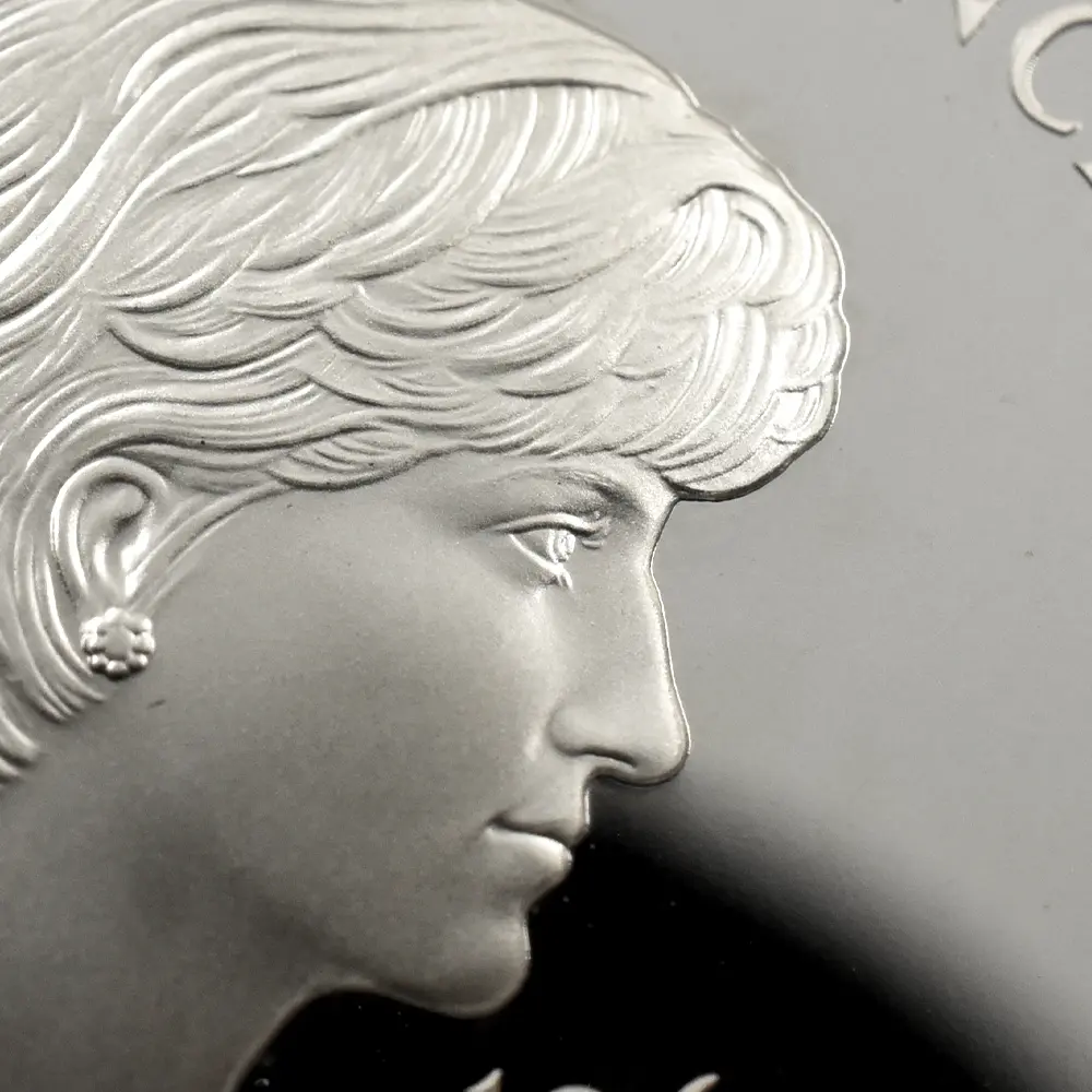 モダンコイン7：6918 イギリス 1999 エリザベス2世 ダイアナ妃追悼記念 5ポンド銀貨 NGC PF69UC