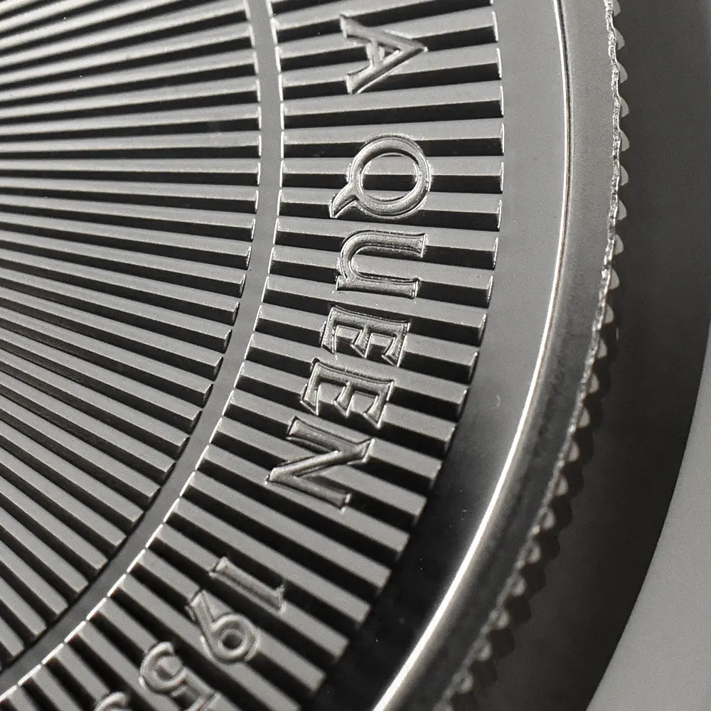 モダンコイン11：6942 イギリス 2026 チャールズ3世 エリザベス2世のコイン肖像シリーズ 第一弾 ヤングヤングエリザベス 5ポンド銀貨  NGC PF69UC チャールズ3世ラベル 箱付き