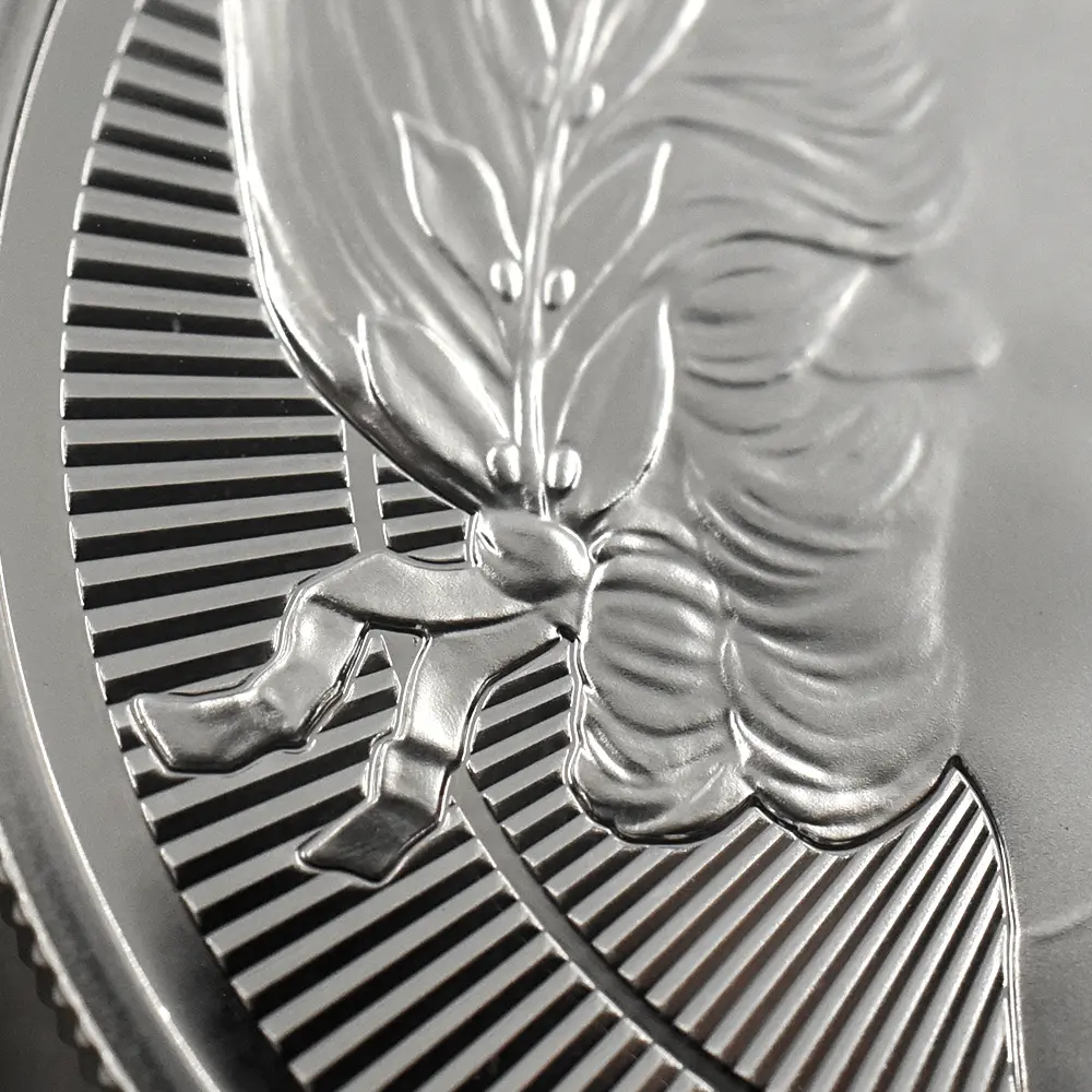 モダンコイン10：6943 イギリス 2026 チャールズ3世 エリザベス2世のコイン肖像シリーズ 第一弾 ヤングヤングエリザベス 5ポンド銀貨  NGC PF68UC チャールズ3世ラベル 箱付き