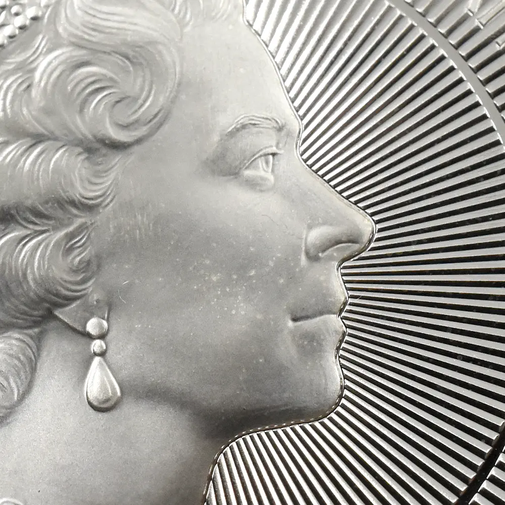 モダンコイン6：6902 【傷あり】イギリス 2026 チャールズ3世 エリザベス2世のコイン肖像シリーズ 第三弾 ミドルエリザベス 5ポンドプルーフ銀貨 未鑑定 箱付き