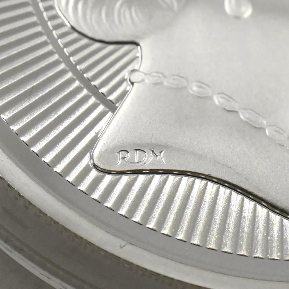 モダンコイン8：6902 【傷あり】イギリス 2026 チャールズ3世 エリザベス2世のコイン肖像シリーズ 第三弾 ミドルエリザベス 5ポンドプルーフ銀貨 未鑑定 箱付き