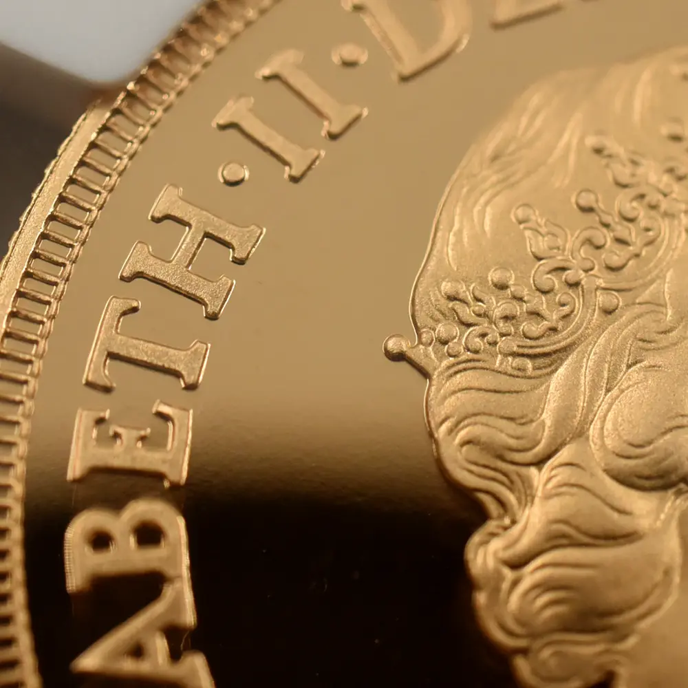 モダンコイン12:6950 イギリス 1982 エリザベス2世 ヤングエリザベス 聖ジョージ竜退治 5ソブリン 金貨 NGC PF70UC