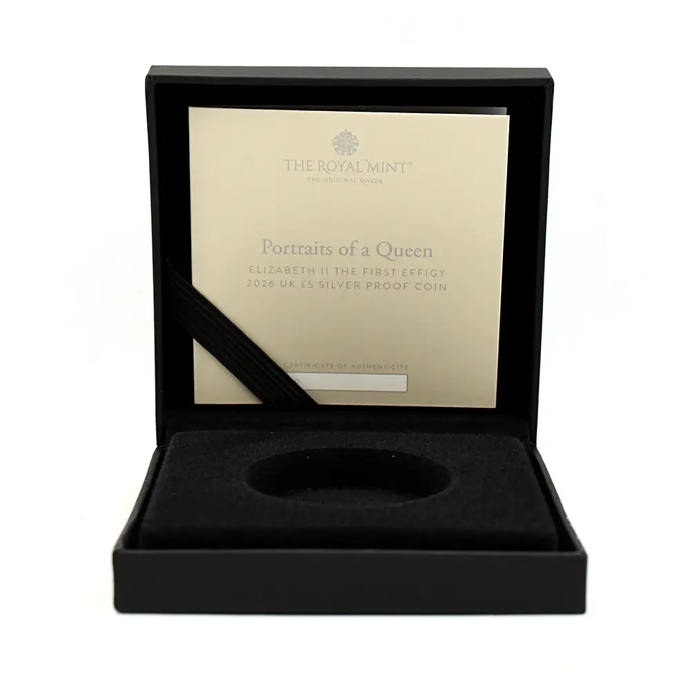 モダンコイン8：6942 イギリス 2026 チャールズ3世 エリザベス2世のコイン肖像シリーズ 第一弾 ヤングヤングエリザベス 5ポンド銀貨  NGC PF69UC チャールズ3世ラベル 箱付き