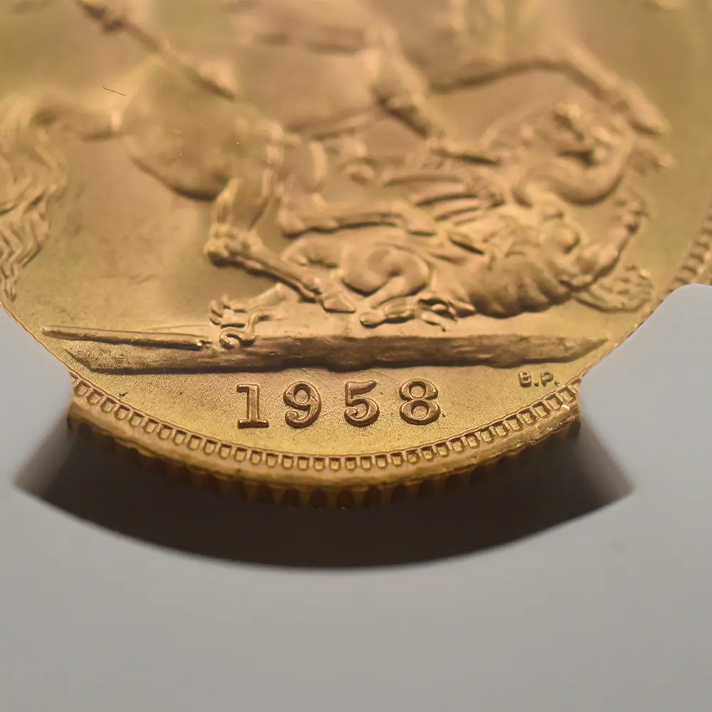 モダンコイン10：6975 イギリス 1958 エリザベス2世 ヤングヤング 聖ジョージ竜退治 ソブリン金貨 NGC MS65