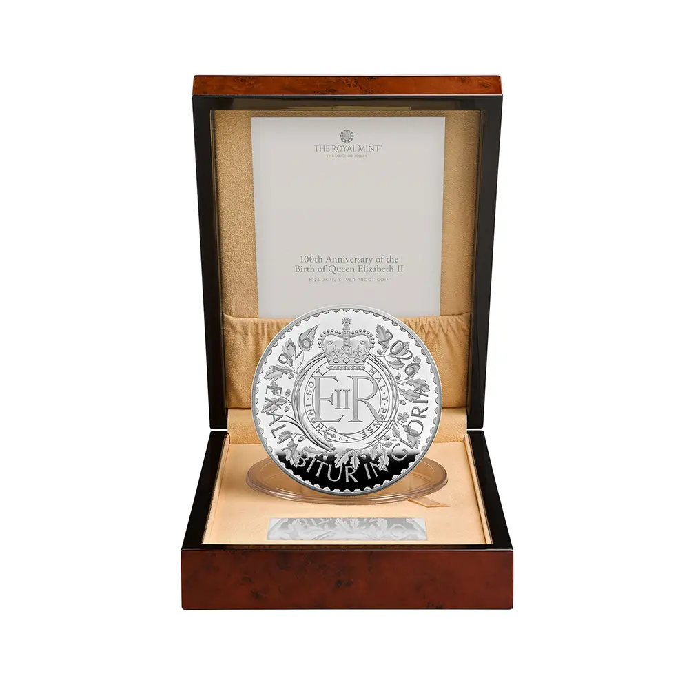 モダンコイン4：6967 【未鑑定＋鑑定オプション付き】イギリス 2026 チャールズ3世 エリザベス2世生誕100周年記念 500ポンド1キロ プルーフ銀貨 未鑑定 箱付き【ご予約承り品・納期約6か月】