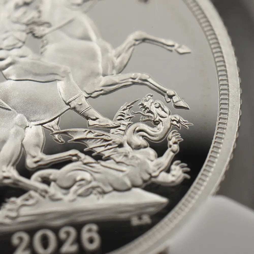 モダンコイン12：6970 【訳あり】イギリス 2026 チャールズ3世 聖ジョージ竜退治 ソブリン銀貨 NGC PF69UC 箱付き