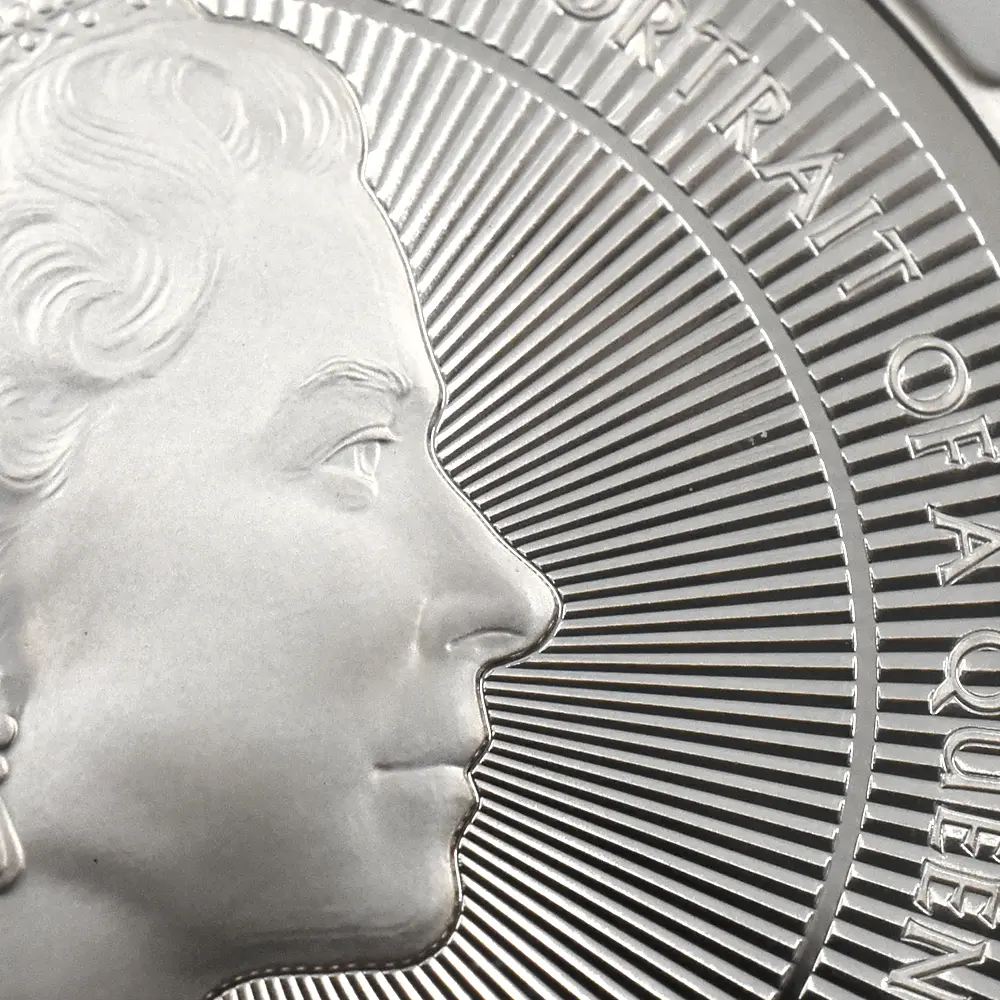 モダンコイン10：6969 イギリス 2026 チャールズ3世 エリザベス2世のコイン肖像シリーズ 第三弾 ミドルエリザベス 5ポンドプルーフ銀貨 発行即日鑑定品 NGC PF70UC 箱付き