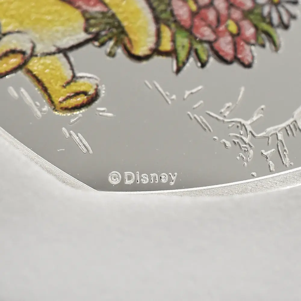 モダンコイン7：7010 【訳アリ】イギリス 2026 チャールズ3世 くまのプーさん100周年記念 50ペンスプルーフカラー銀貨 未鑑定 箱付き