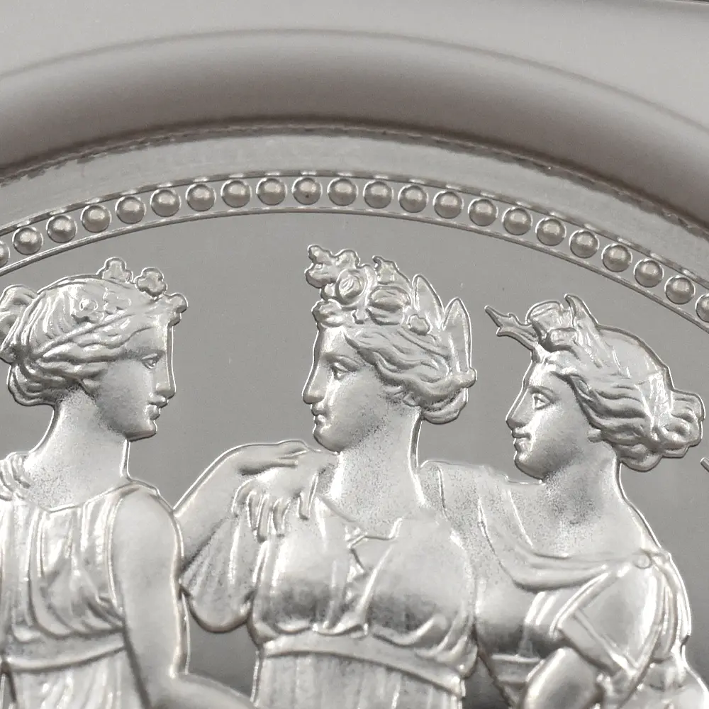 モダンコイン9：7026 イギリス 2020 エリザベス2世 スリーグレーセス 5ポンド2オンス銀貨 NGC PF70UC エリザベス2世ラベル 箱付き