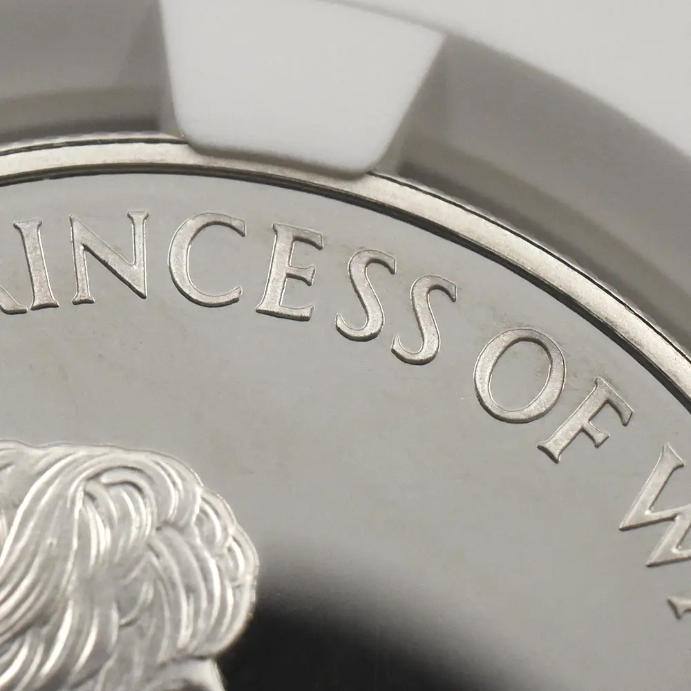 モダンコイン12：7044 イギリス 1999 エリザベス2世 ダイアナ妃追悼記念 5ポンド銀貨 NGC PF69UC 箱付き