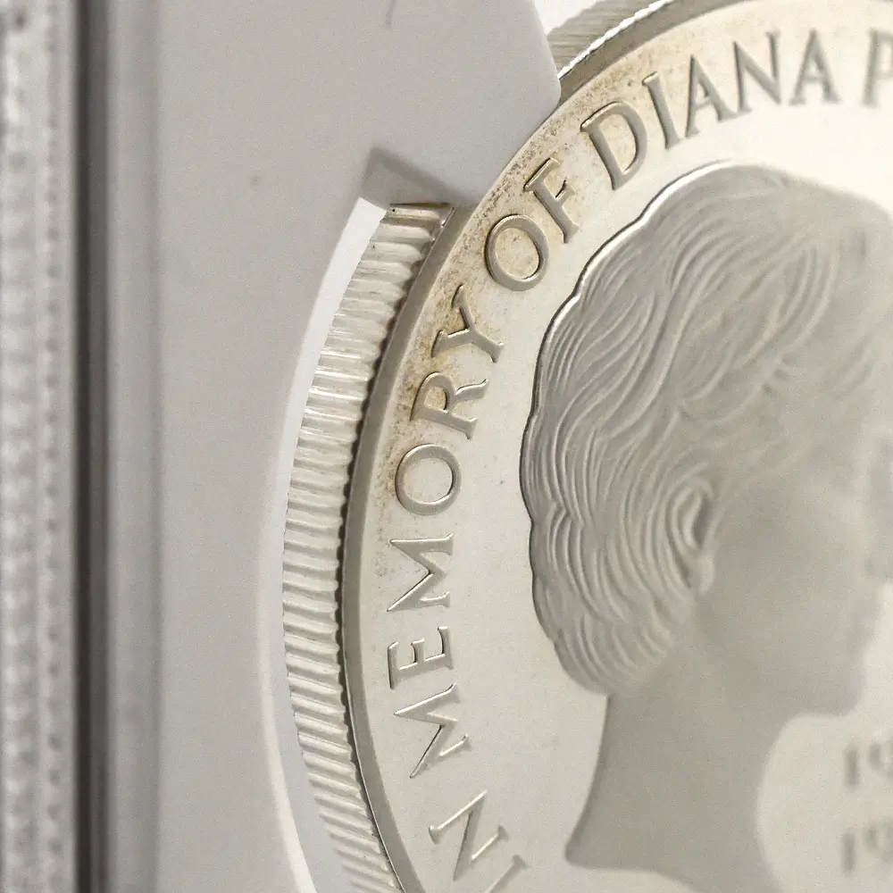 モダンコイン16：7047 イギリス 1999 エリザベス2世 ダイアナ妃追悼記念 5ポンド銀貨 NGC PF69UC 箱付き