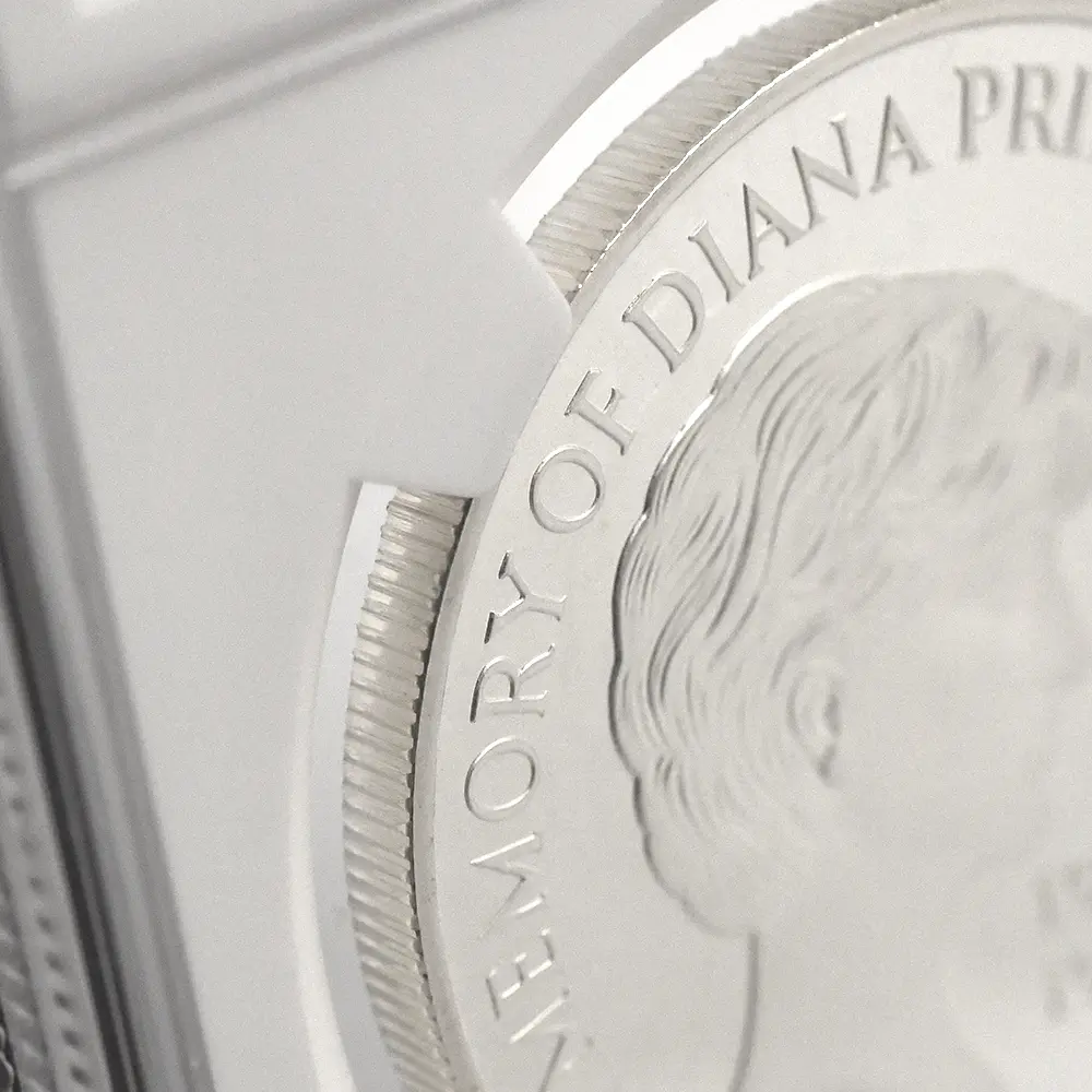 モダンコイン16:7048 イギリス 1999 エリザベス2世 ダイアナ妃追悼記念 5ポンド銀貨 NGC PF69UC 箱付き