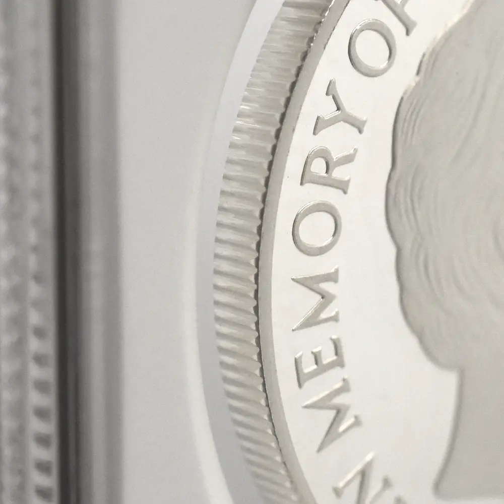 モダンコイン16：7049 イギリス 1999 エリザベス2世 ダイアナ妃追悼記念 5ポンド銀貨 NGC PF69UC 箱付き