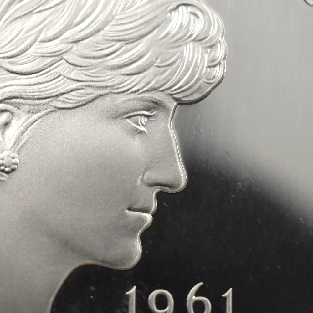 モダンコイン7：7052 イギリス 1999 エリザベス2世 ダイアナ妃追悼記念 5ポンド銀貨 NGC PF69UC