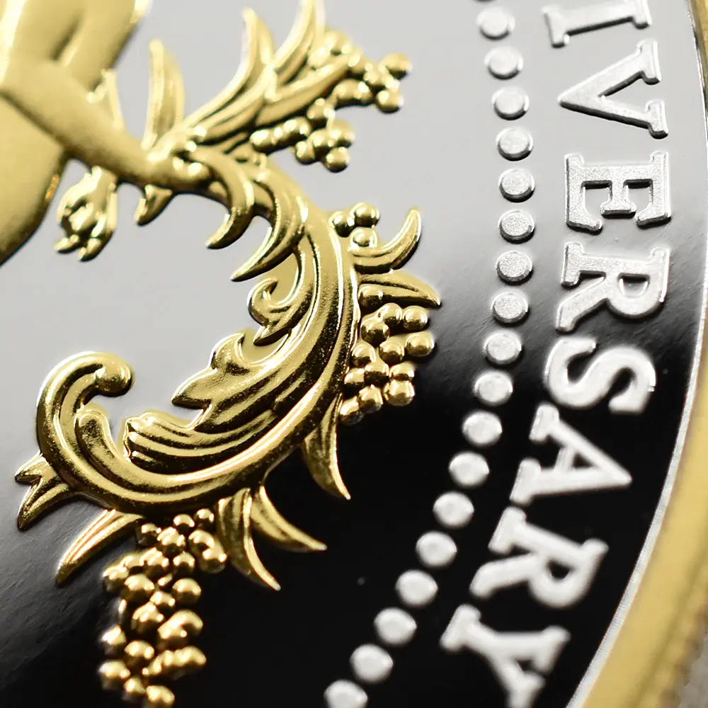 モダンコイン9:7038 オーストラリア 2026 チャールズ3世 エリザベス2世生誕100周年記念 1ドル1オンス プルーフ銀貨 金メッキ付 未鑑定 箱付き