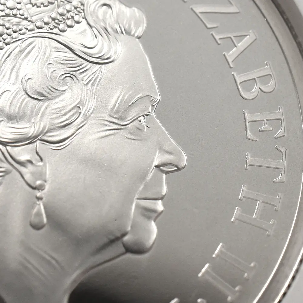 モダンコイン9:7064 イギリス 2020 エリザベス2世 スリーグレーセス 5ポンド2オンス銀貨 ファーストリリース NGC PF70UC