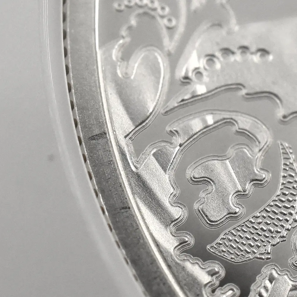 モダンコイン12:7092 2026 チャールズ3世 ヴィクトリア女王没後125周年記念 女王の生涯 5ポンドピエフォー銀貨 ファーストリリース NGC PF69UC チャールズ3世ラベル 箱付き