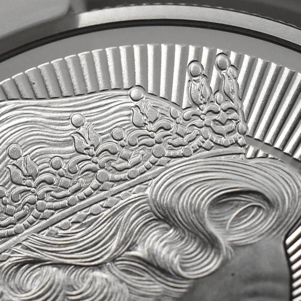 モダンコイン10:7079 イギリス 2026 チャールズ3世 エリザベス2世のコイン肖像シリーズ 第四弾 5ポンド銀貨 発行即日鑑定品 NGC PF70UC 箱付き