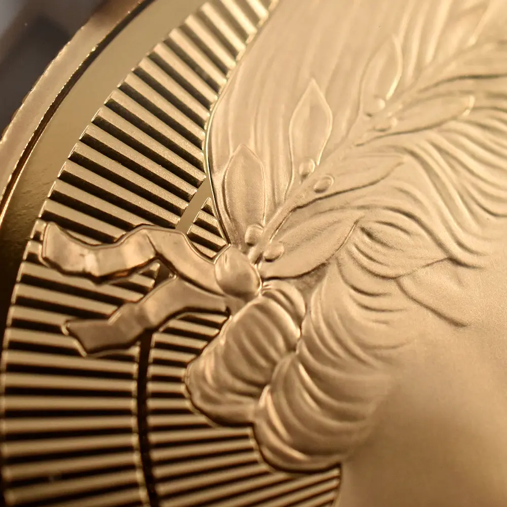 モダンコイン11:7113 イギリス 2026 チャールズ3世 エリザベス2世のコイン肖像シリーズ 第一弾 ヤングヤングエリザベス 5ポンド金貨 ファーストリリース NGC PF70UC 箱付き