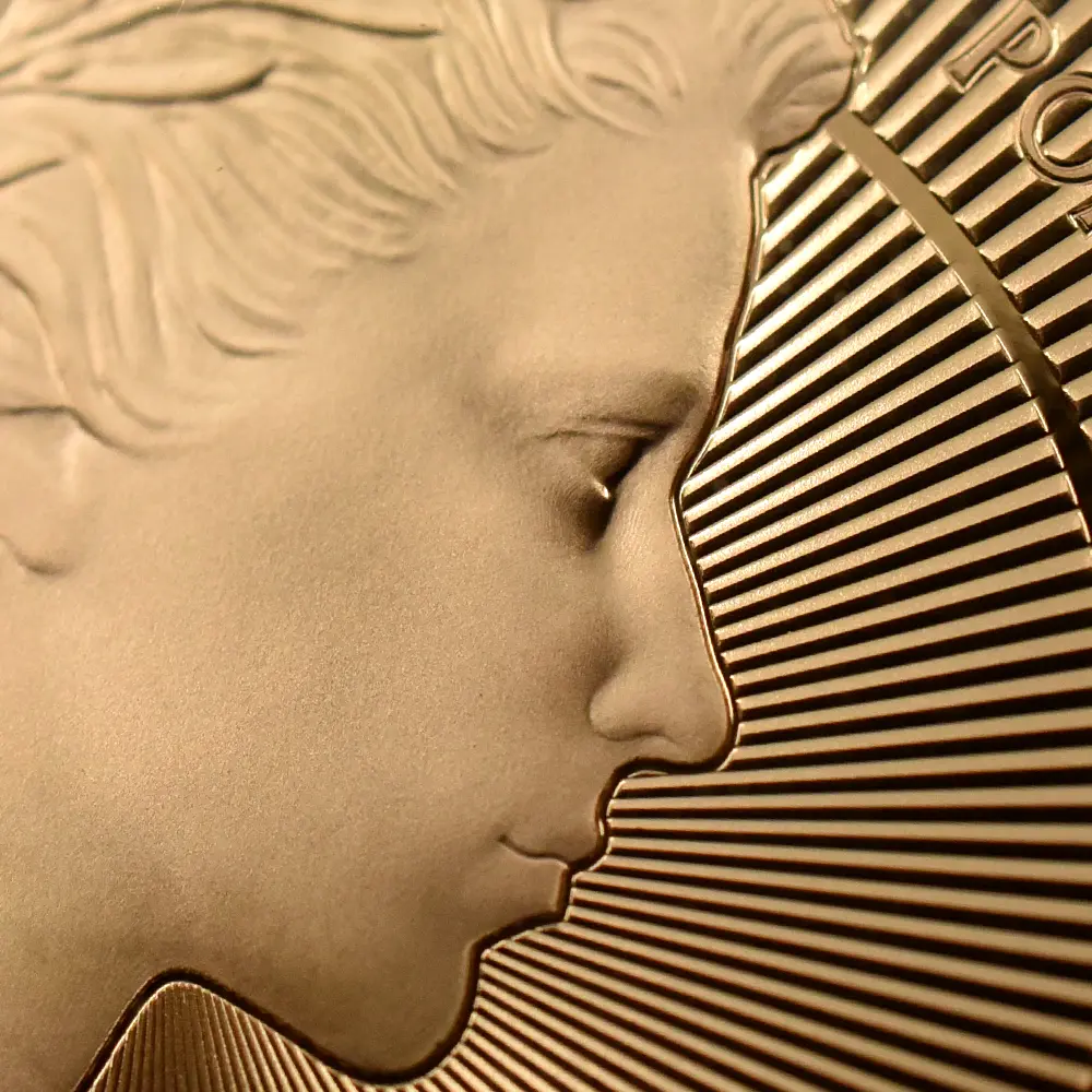 モダンコイン12:7113 イギリス 2026 チャールズ3世 エリザベス2世のコイン肖像シリーズ 第一弾 ヤングヤングエリザベス 5ポンド金貨 ファーストリリース NGC PF70UC 箱付き