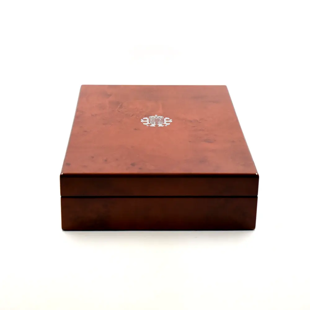 モダンコイン7：7130 イギリス 2021 エリザベス2世 ゴチッククラウン・ポートレート 500ポンド１キロ銀貨 NGC PF69UC 箱付き