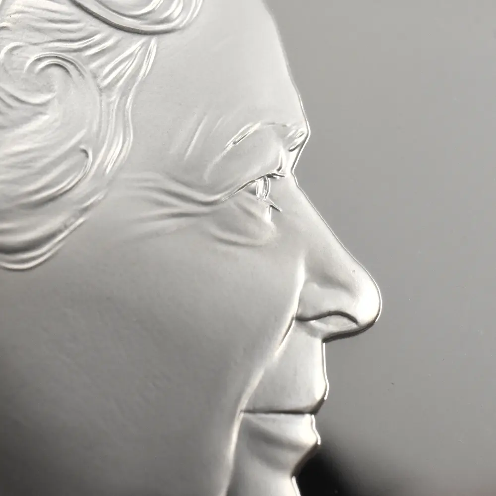 モダンコイン12：7130 イギリス 2021 エリザベス2世 ゴチッククラウン・ポートレート 500ポンド１キロ銀貨 NGC PF69UC 箱付き